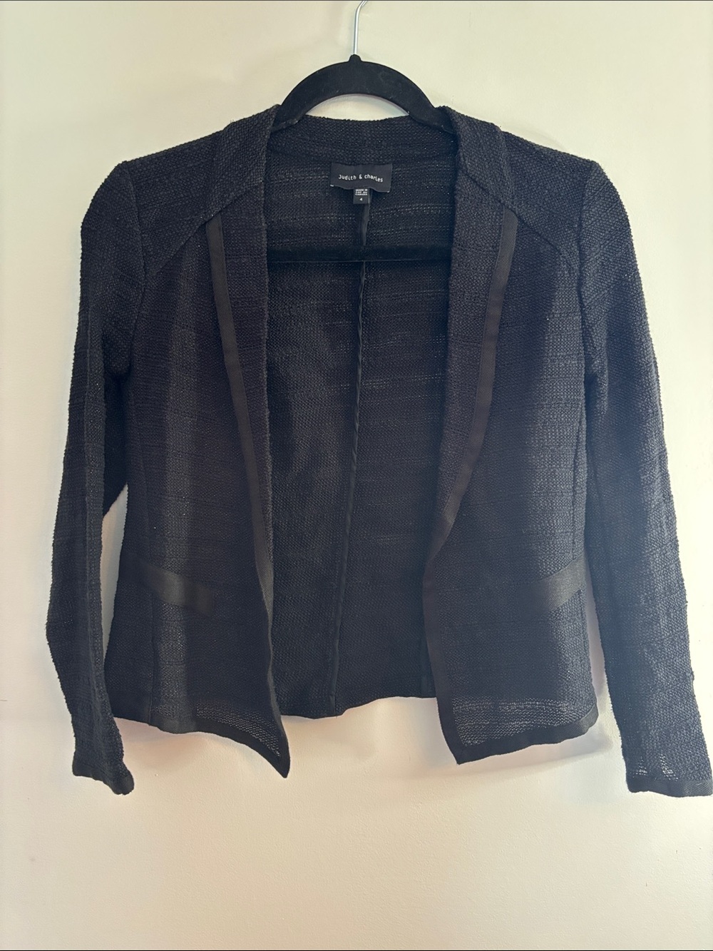 Judith & Charles sparkle metallic open blazer 🇨🇦